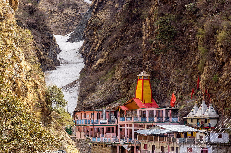 Yamunotri Dham – A Sacred Journey to the Source of the Goddess Yamuna